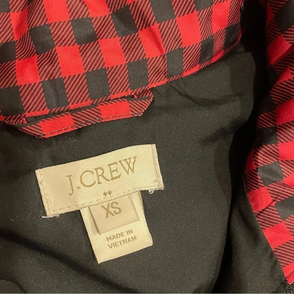 J. CREW Excursion Buffalo Red Black Plaid Vest Down Filled XS - Picture 2 of 9